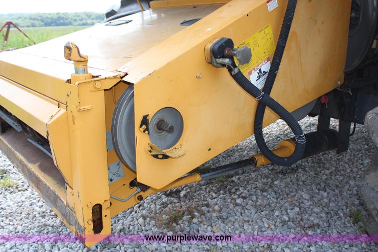 image for item H6539 1998 Caterpillar Lexion 460 RWA combine