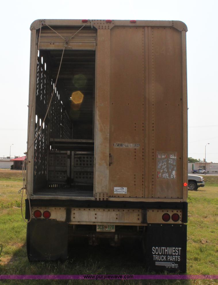 image for item H7417 1985 Wilson 53' aluminum cattle pot trailer