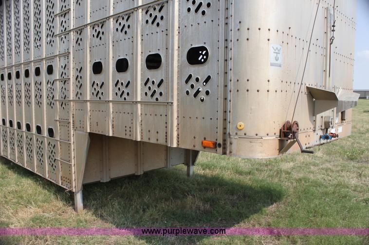 image for item H7417 1985 Wilson 53' aluminum cattle pot trailer