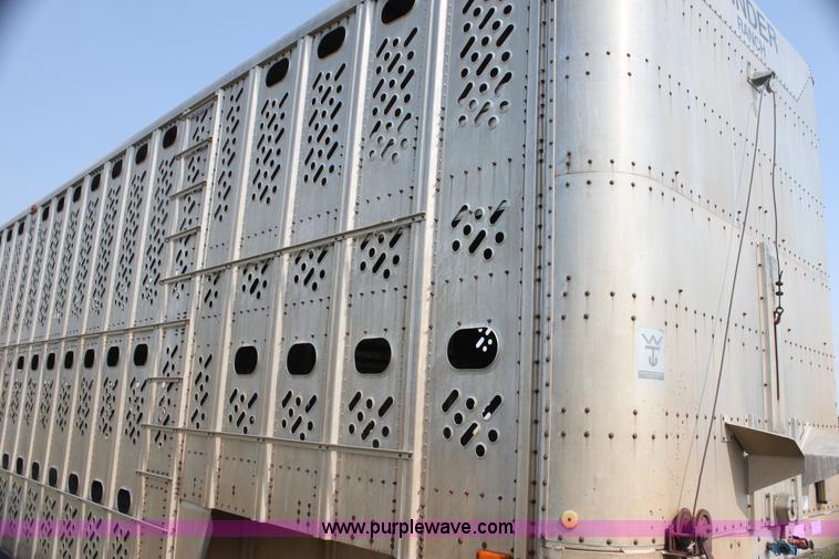 image for item H7417 1985 Wilson 53' aluminum cattle pot trailer