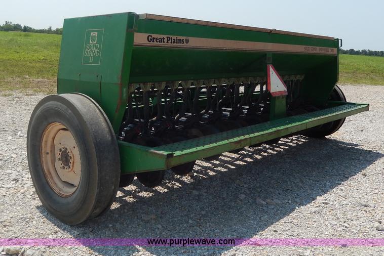 image for item I4336 Great Plains Solid Stand 13 drill