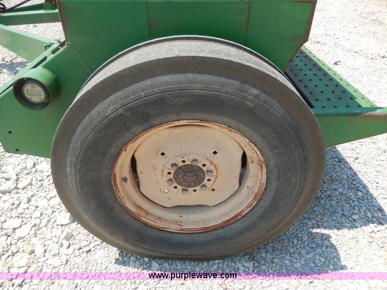 image for item I4336 Great Plains Solid Stand 13 drill