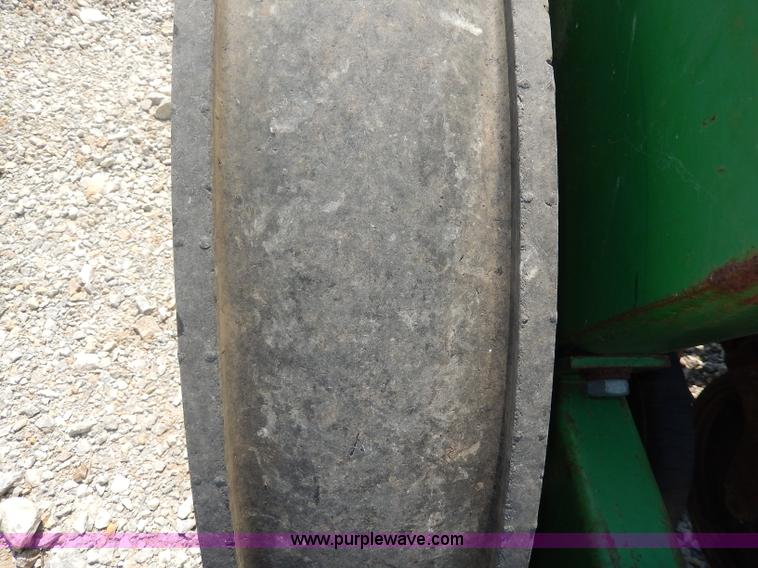 image for item I4336 Great Plains Solid Stand 13 drill