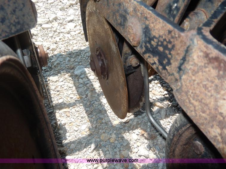 image for item I4336 Great Plains Solid Stand 13 drill