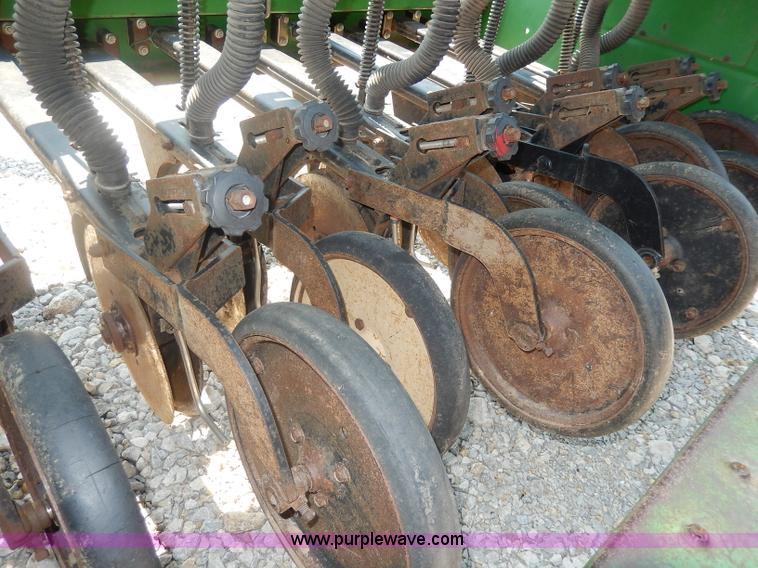 image for item I4336 Great Plains Solid Stand 13 drill