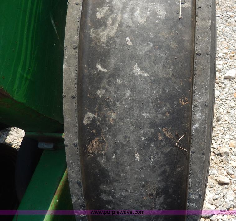 image for item I4336 Great Plains Solid Stand 13 drill