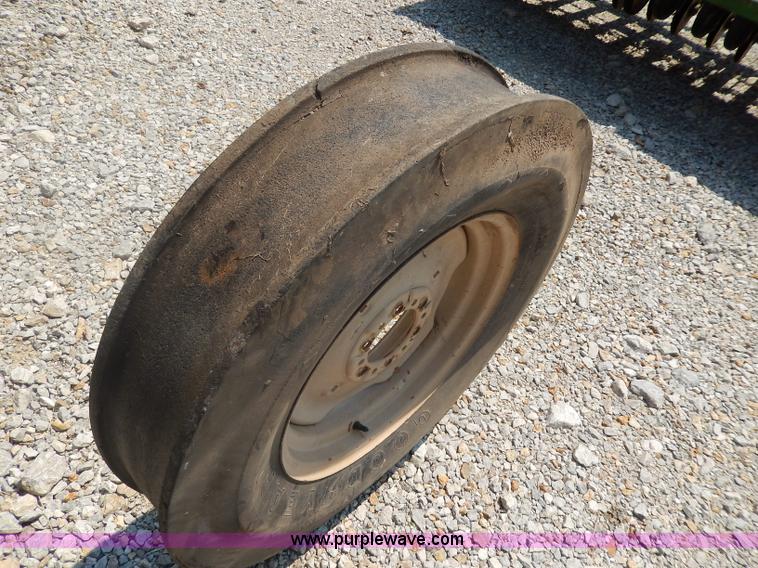 image for item I4336 Great Plains Solid Stand 13 drill