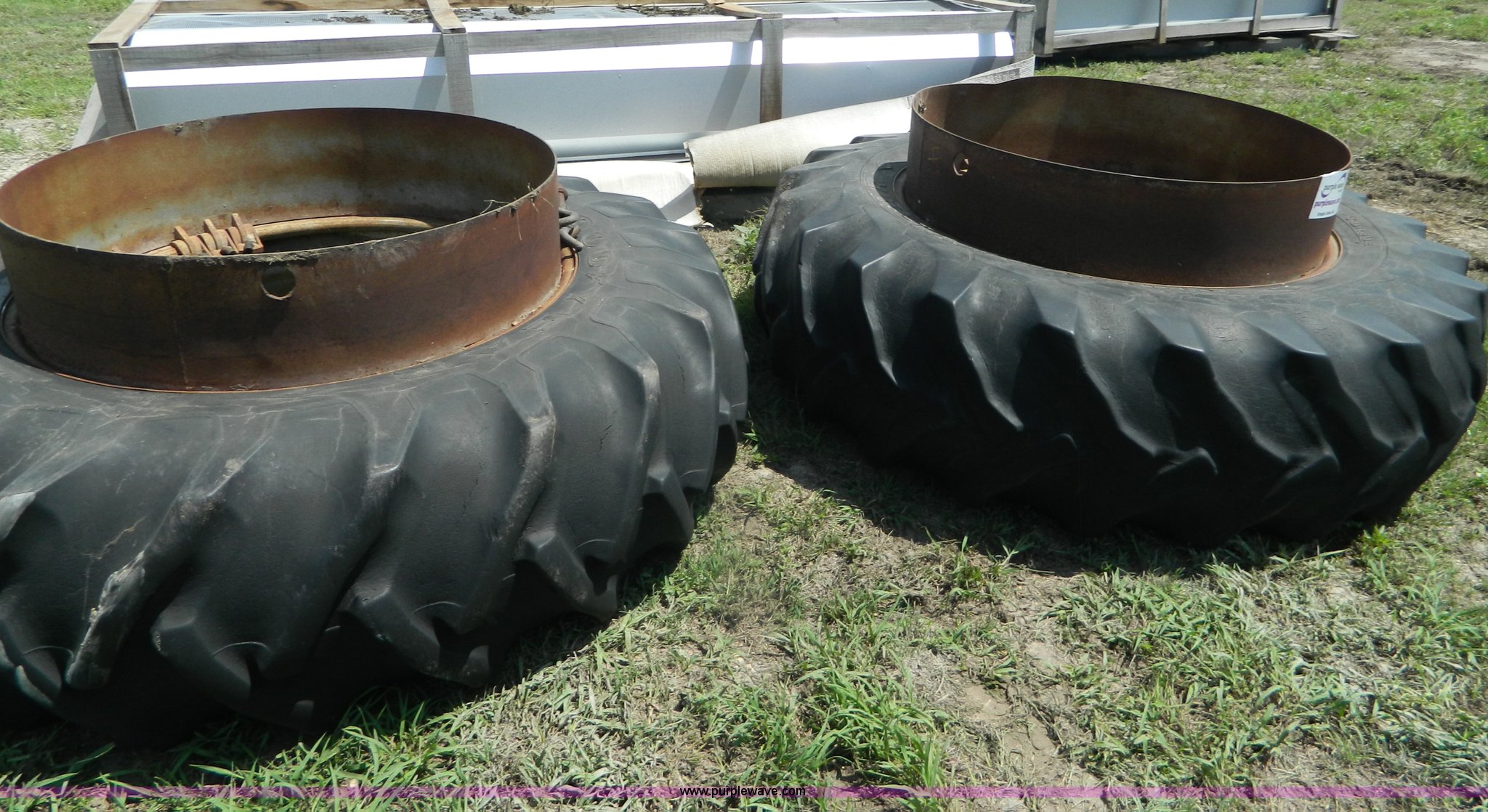 (2) 18.438 dual tractor tires in Hays, KS Item D6016 sold Purple Wave