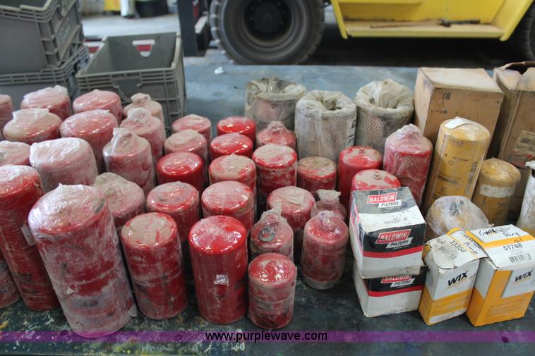 image for item AU9045 (14) oil sample containers