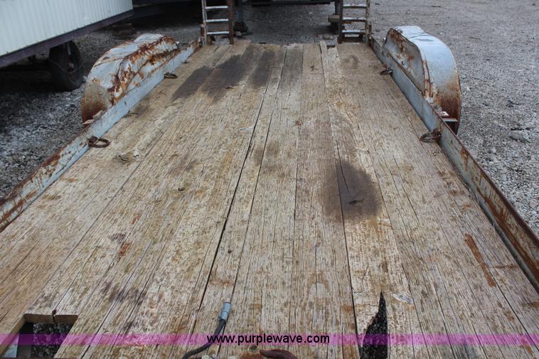 image for item G5055 1996 Cronkite double axle trailer