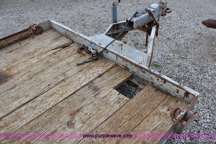 image for item G5055 1996 Cronkite double axle trailer