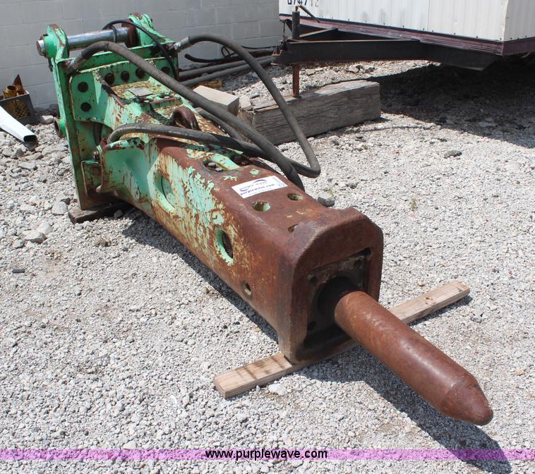 image for item G5056 1993 Tramac BRV43 breaker hammer