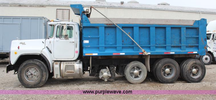 image for item H6509 1992 Mack RD688S quad axle dump truck