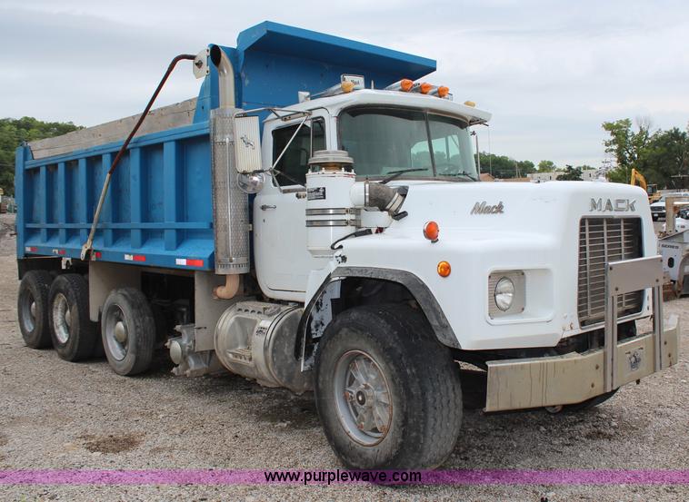 image for item H6509 1992 Mack RD688S quad axle dump truck