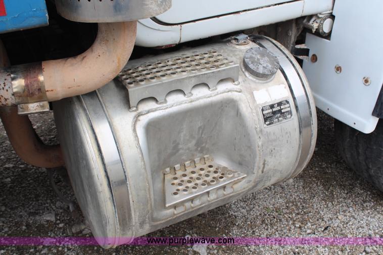 image for item H6509 1992 Mack RD688S quad axle dump truck