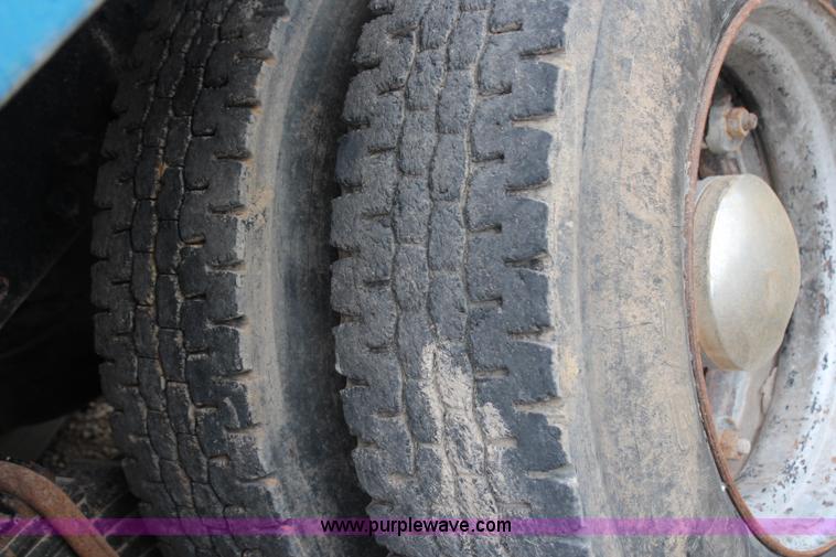 image for item H6509 1992 Mack RD688S quad axle dump truck