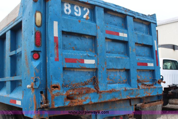 image for item H6509 1992 Mack RD688S quad axle dump truck