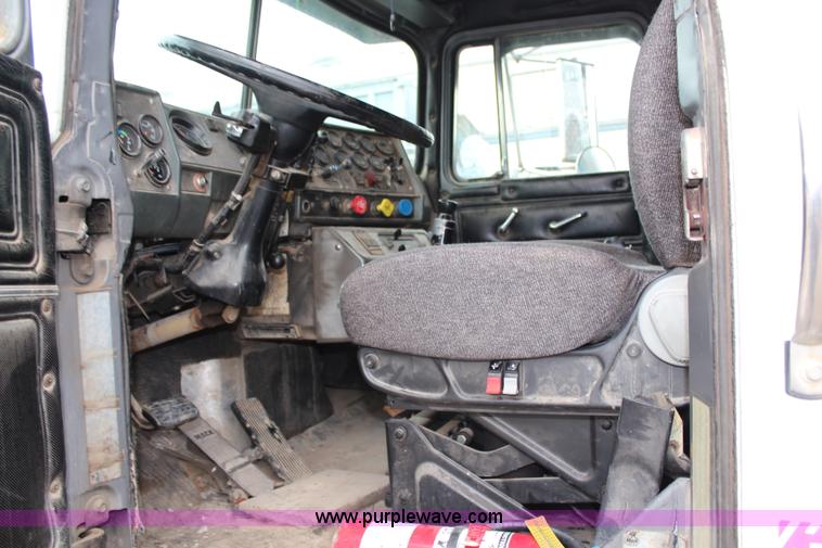 image for item H6509 1992 Mack RD688S quad axle dump truck