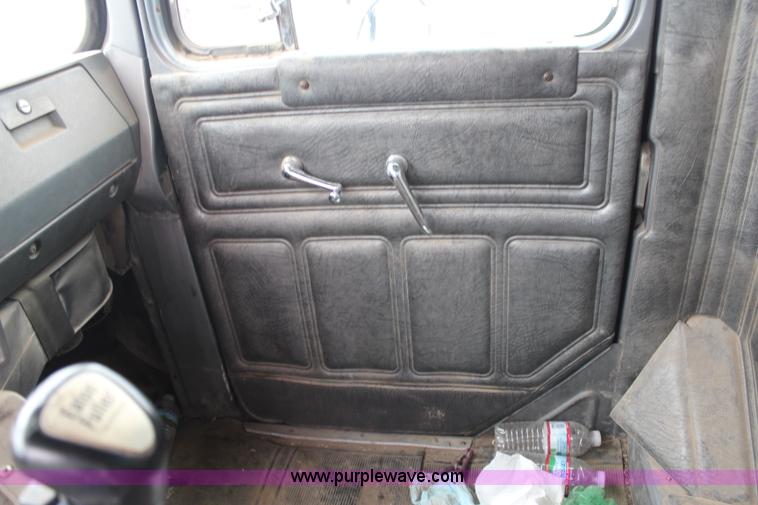 image for item H6510 1994 Mack RS688S quad axle dump truck