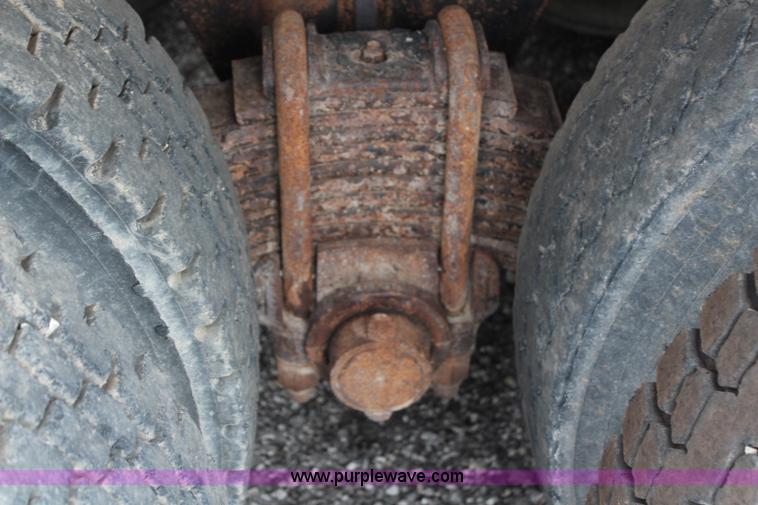 image for item H6510 1994 Mack RS688S quad axle dump truck