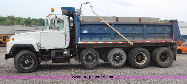 image for item H6511 1994 Mack RD688S quad axle dump truck