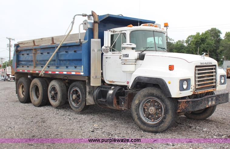 image for item H6511 1994 Mack RD688S quad axle dump truck
