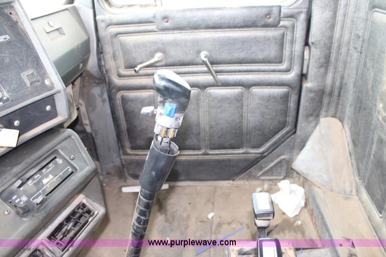 image for item H6511 1994 Mack RD688S quad axle dump truck