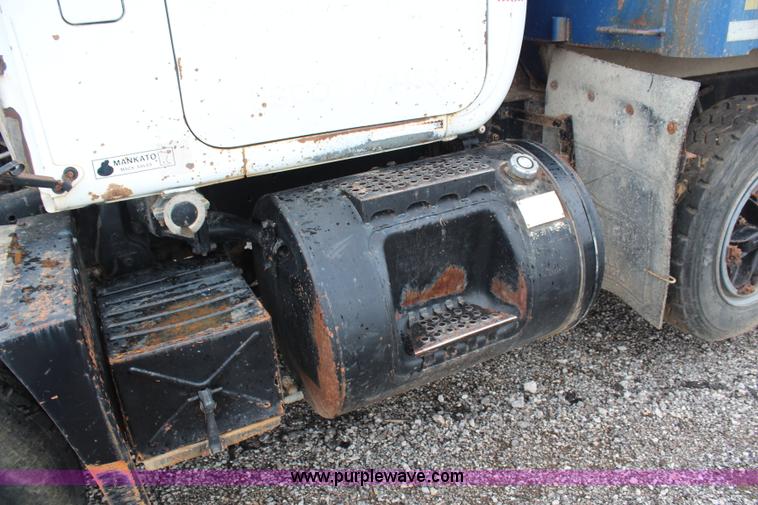 image for item H6511 1994 Mack RD688S quad axle dump truck