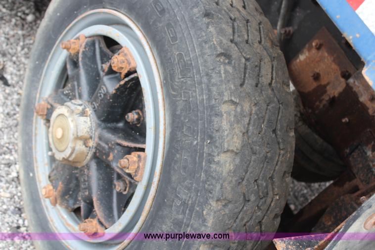 image for item H6511 1994 Mack RD688S quad axle dump truck