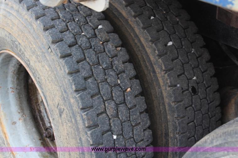 image for item H6511 1994 Mack RD688S quad axle dump truck