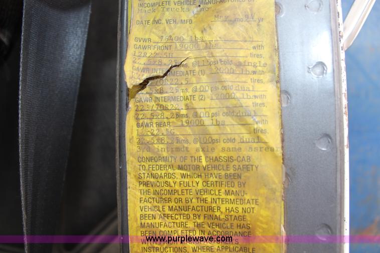 image for item H6511 1994 Mack RD688S quad axle dump truck