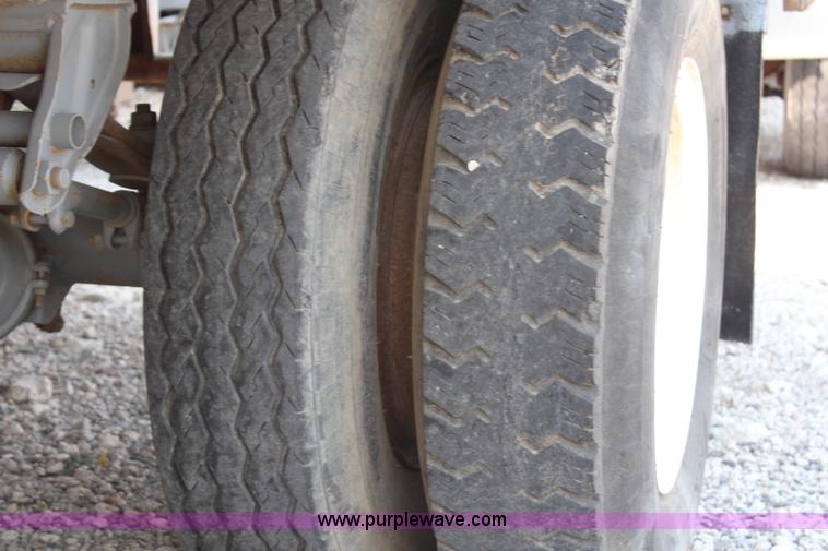 image for item H6637 1973 31' job trailer