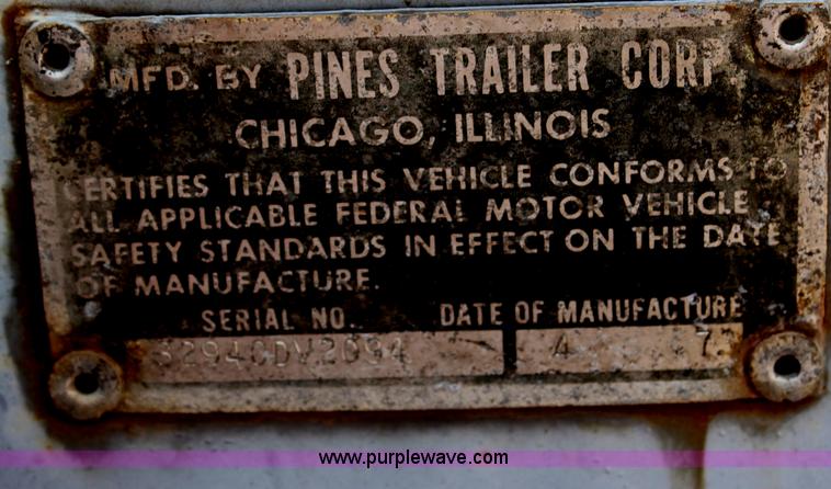 image for item H6637 1973 31' job trailer