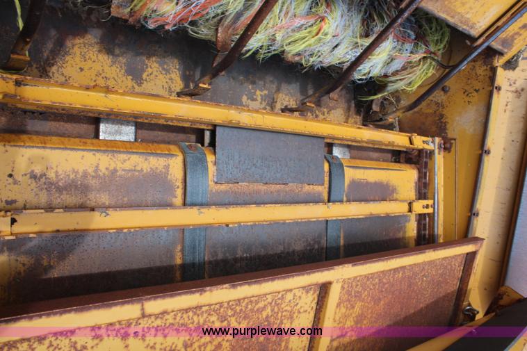 image for item H6705 Haybuster 256 Plus II bale processor