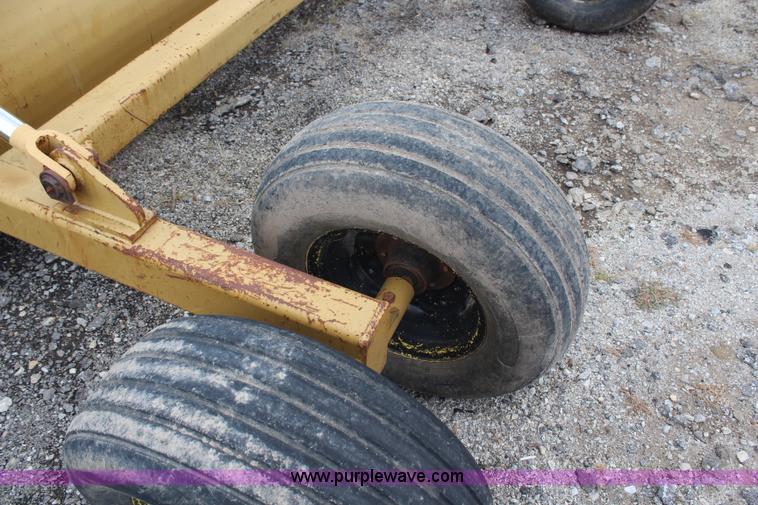 image for item H6706 Garfield 14' box blade