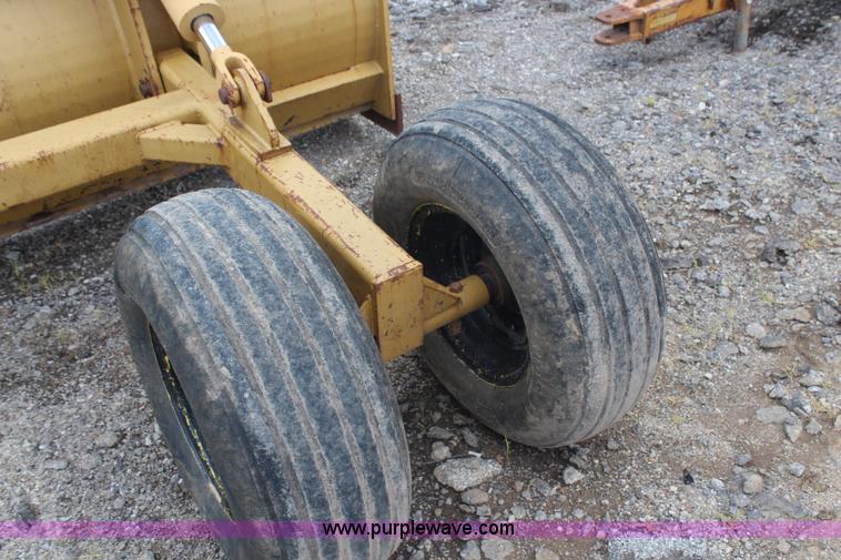 image for item H6706 Garfield 14' box blade