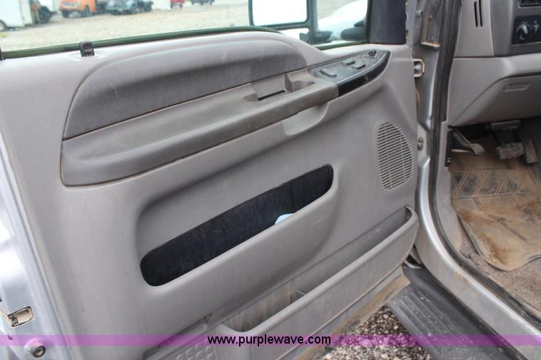 image for item H6709 2000 Ford F350 XLT service truck