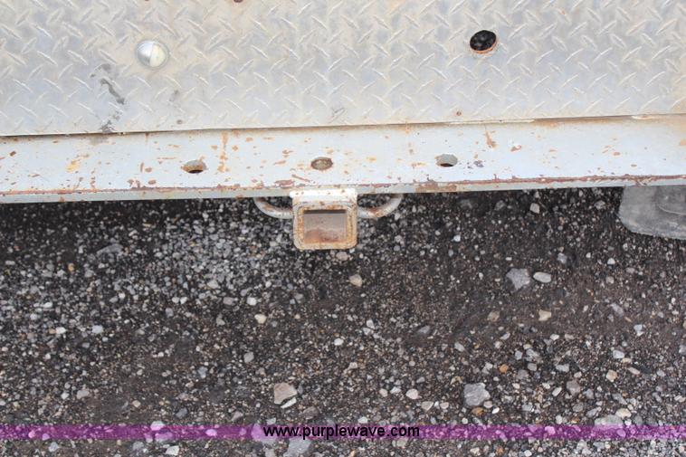 image for item H6709 2000 Ford F350 XLT service truck