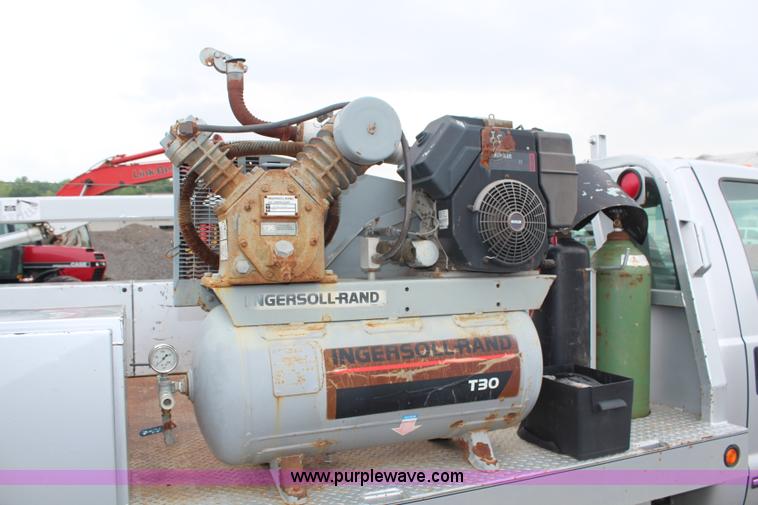 image for item H6709 2000 Ford F350 XLT service truck