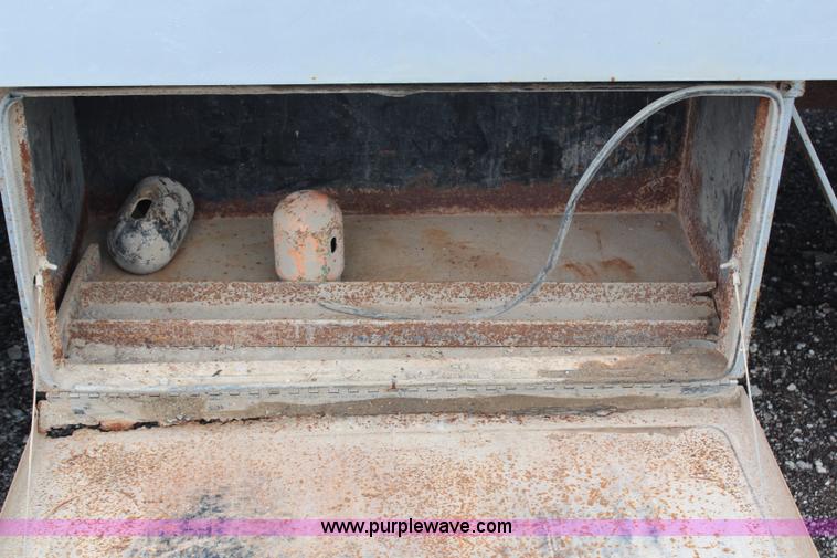 image for item H6709 2000 Ford F350 XLT service truck