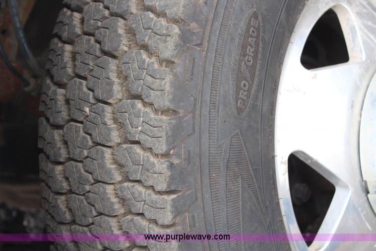 image for item H6709 2000 Ford F350 XLT service truck