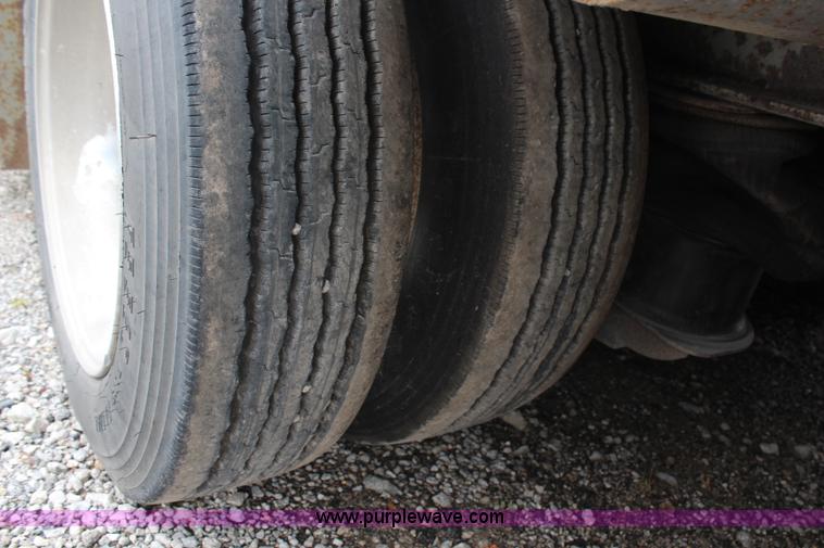 image for item H6717 1999 Trail King HG Series lowboy trailer