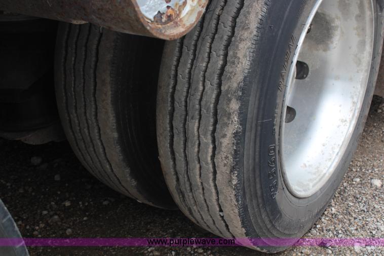 image for item H6717 1999 Trail King HG Series lowboy trailer