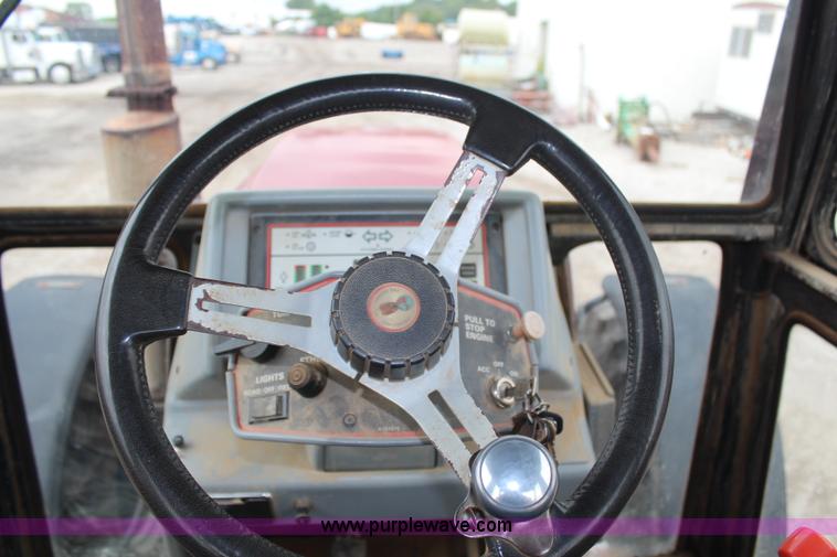 image for item H6721 1985 Case IH 3594 MFWD tractor