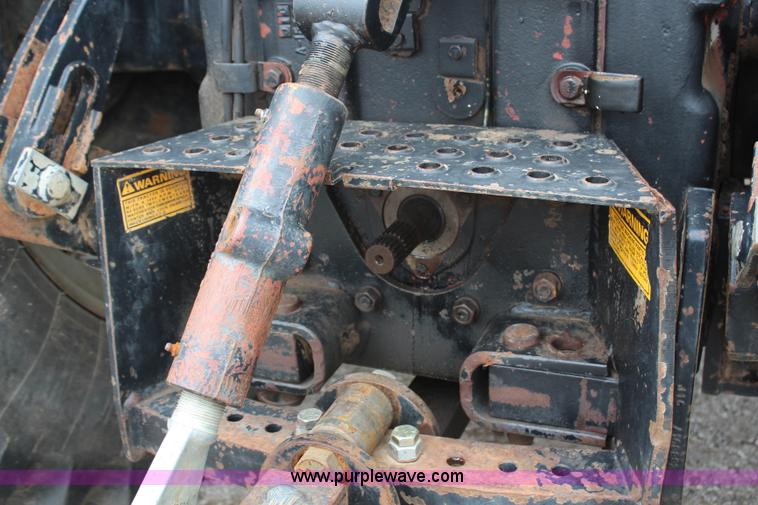 image for item H6721 1985 Case IH 3594 MFWD tractor