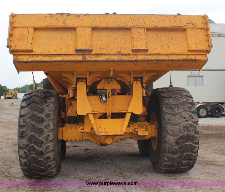 image for item H6723 1995 Volvo BMA35 articulated haul truck