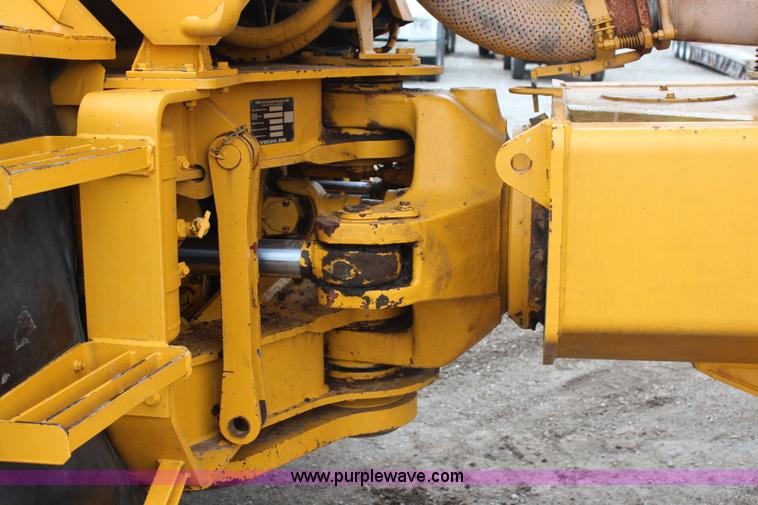 image for item H6723 1995 Volvo BMA35 articulated haul truck