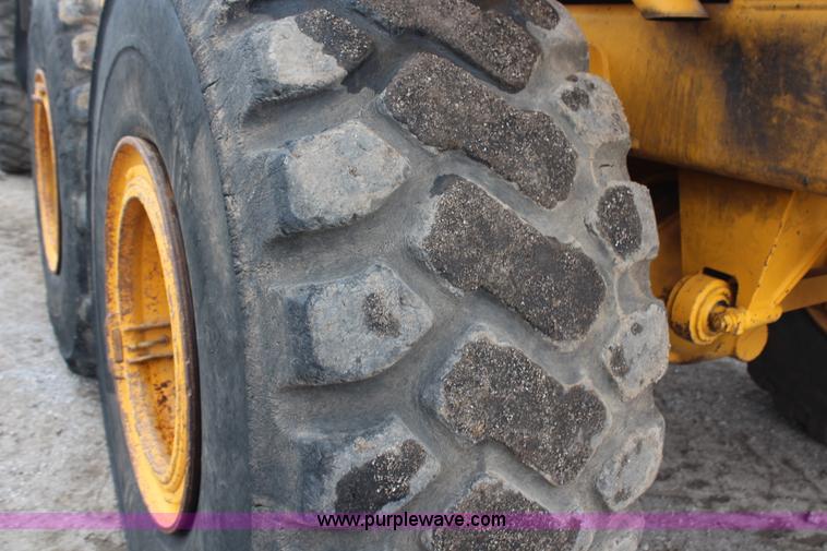 image for item H6723 1995 Volvo BMA35 articulated haul truck