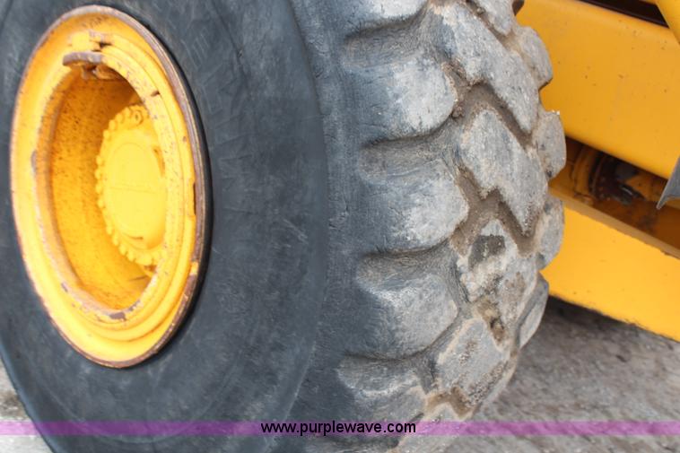 image for item H6723 1995 Volvo BMA35 articulated haul truck