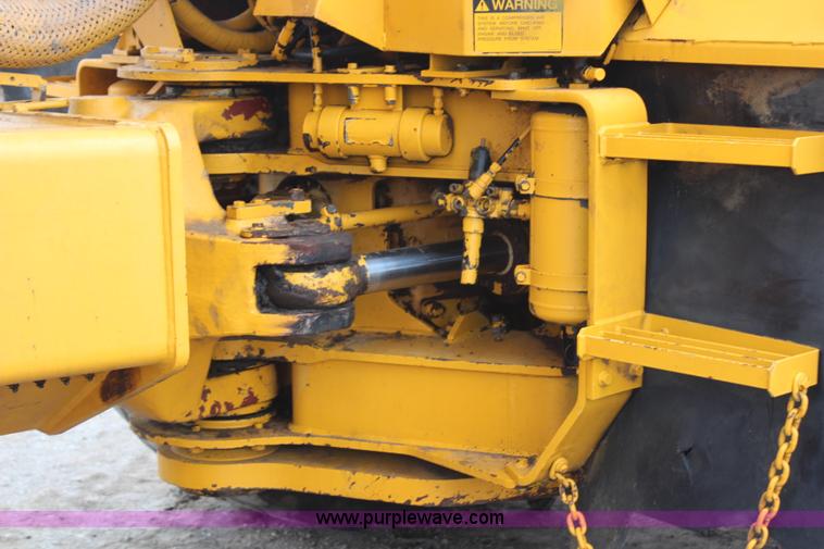 image for item H6723 1995 Volvo BMA35 articulated haul truck